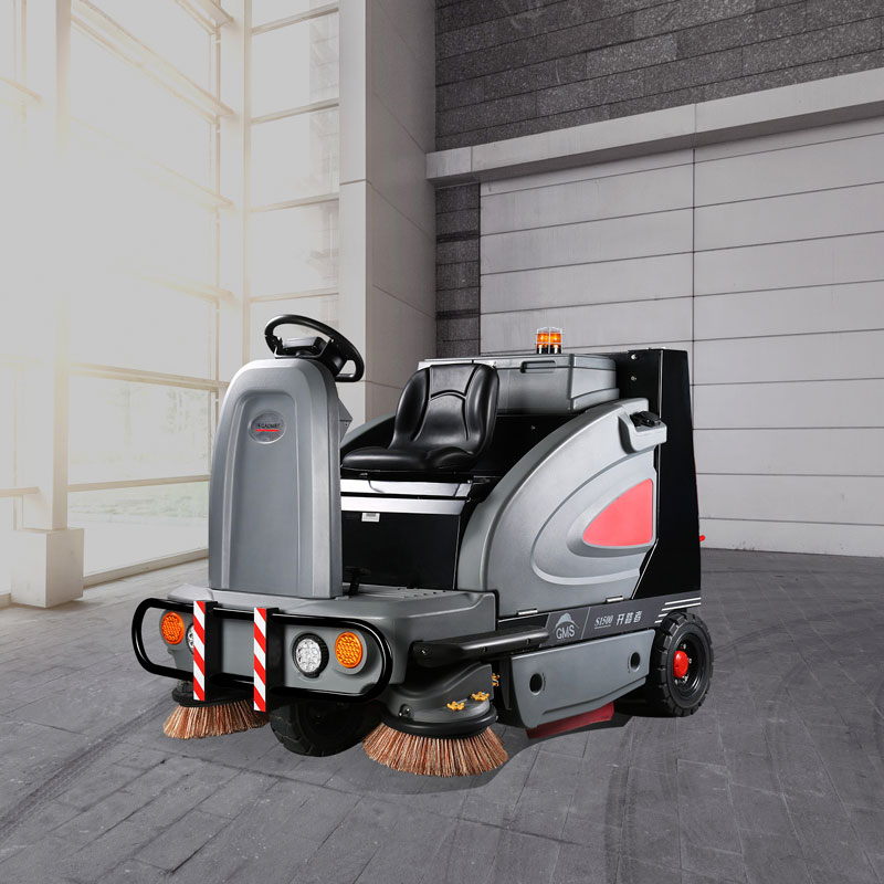 電瓶駕駛式掃地機(jī)電瓶保養(yǎng)小常識(shí)