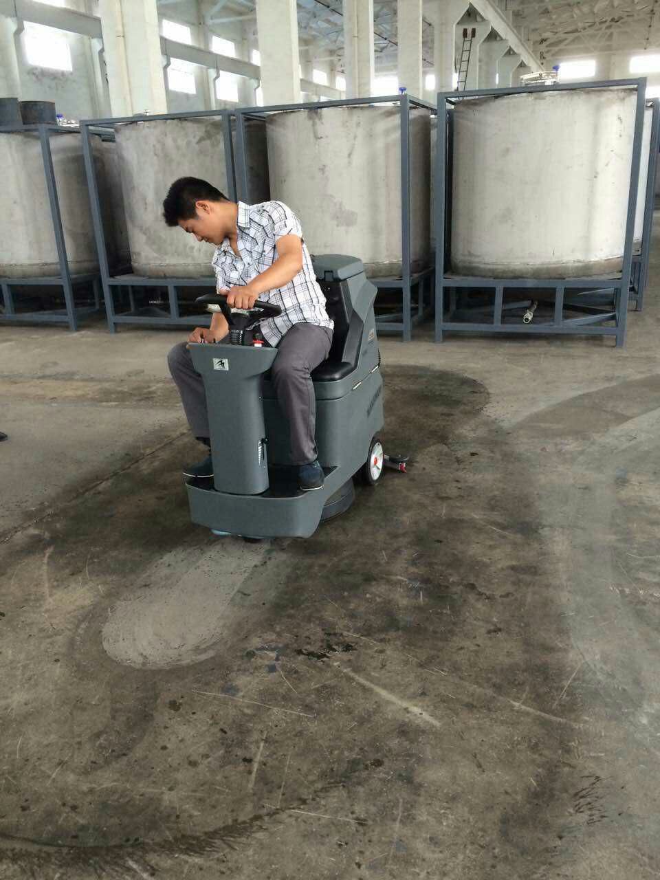 洗地機和掃地機等清潔設(shè)備在物業(yè)保潔市場的應用